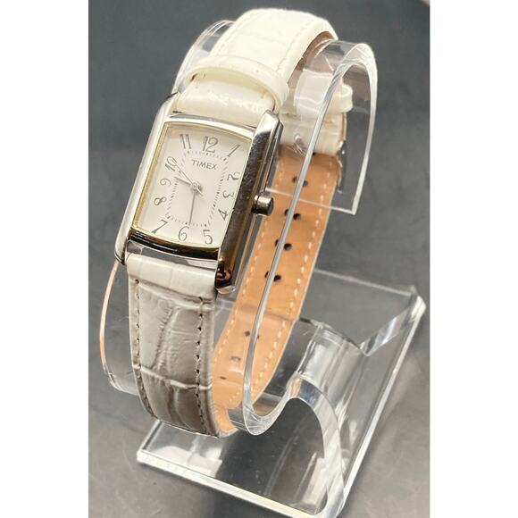 Timex Womens Petite Watch 18mm with New Battery - Adjustable Leather Band - Picture 5 of 10
